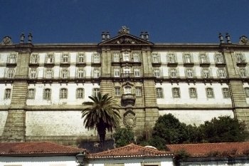"Unidos pelo Mosteiro" não desarmam da luta