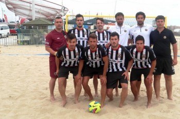 Varzim entrou a ganhar no futebol de praia
